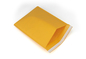 Сильные слипчивые желтые отправители Kraft пузыря завертывают проложенные грузя конверты в бумагу