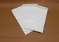 Белые конверты бумаги Крафт пересылая, небольшие упаковывая конверты доставки Крафт